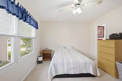 1375 Borden Drive, Elgin, IL 60120 - Photo 11
