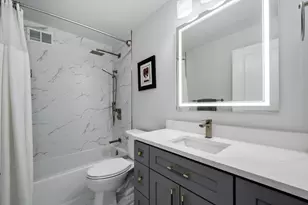 401 E Ontario St, Chicago, IL 60611 - Photo 19