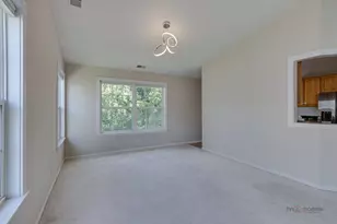 552 Saddlebrook Ln, Vernon Hills, IL 60061 - Photo 11