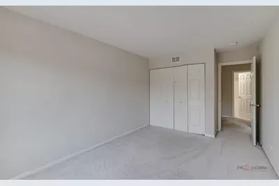 552 Saddlebrook Lane, Vernon Hills, IL 60061 - Photo 29