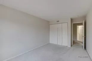 552 Saddlebrook Ln, Vernon Hills, IL 60061 - Photo 29