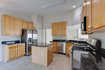 552 Saddlebrook Lane, Vernon Hills, IL 60061 - Photo 17