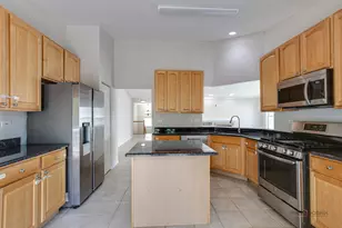 552 Saddlebrook Ln, Vernon Hills, IL 60061 - Photo 19