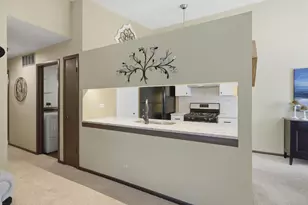 1 W Stonebridge Ct, Palos Hills, IL 60465 - Photo 9