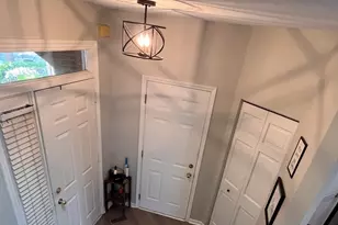 4252 W Harrington Ln, Chicago, IL 60646 - Photo 11