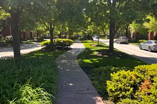 4252 W Harrington Ln, Chicago, IL 60646 - Photo 27