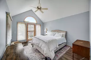 4252 W Harrington Ln, Chicago, IL 60646 - Photo 7