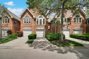 4252 W Harrington Ln, Chicago, IL 60646 - Photo 1