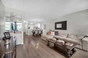 4252 W Harrington Ln, Chicago, IL 60646 - Photo 11