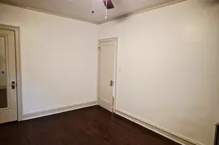 7826 S Bennett Ave, Chicago, IL 60649 - Photo 15