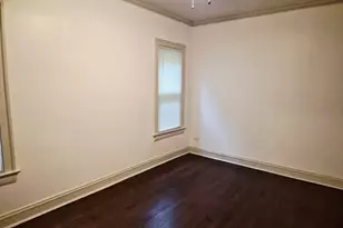 7826 S Bennett Ave, Chicago, IL 60649 - Photo 11