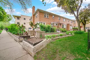 7248 N Ridge Blvd, Chicago, IL 60645 - Photo 27