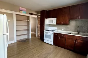 2345 Cuyler Ave, Berwyn, IL 60402 - Photo 3
