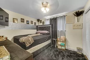 10339 S Calumet Ave, Chicago, IL 60628 - Photo 15