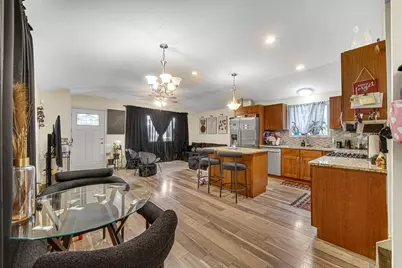 10339 S Calumet Avenue, Chicago, IL 60628 - Photo 7