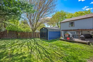 2238 Highfield Ln, Aurora, IL 60504 - Photo 21