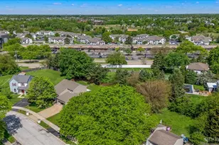 2238 Highfield Ln, Aurora, IL 60504 - Photo 37