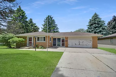 801 N Alann Drive, Joliet, IL 60435 - Photo 1