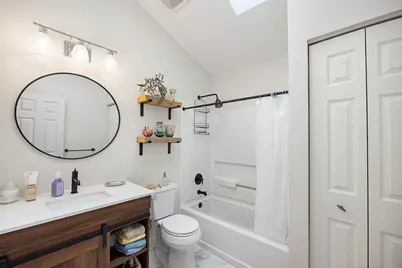 2000 Serenity Lane, Woodstock, IL 60098 - Photo 17