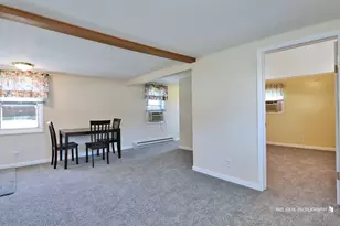 2031 Gilboa Ave, Zion, IL 60099 - Photo 7