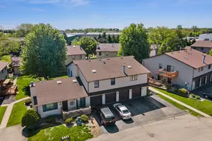 1844 Kerrybrook Ct, Sycamore, IL 60178 - Photo 21