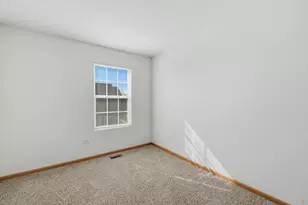 1357 W Alder Creek Dr, Romeoville, IL 60446 - Photo 17