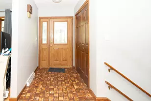 10594 Grover Oaks Rd, Roscoe, IL 61073 - Photo 21