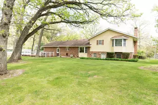 10594 Grover Oaks Rd, Roscoe, IL 61073 - Photo 39