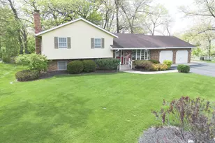10594 Grover Oaks Rd, Roscoe, IL 61073 - Photo 9