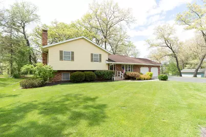 10594 Grover Oaks Road, Roscoe, IL 61073 - Photo 3