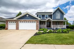 1123 Meadow Path, Manteno, IL 60950 - Photo 1
