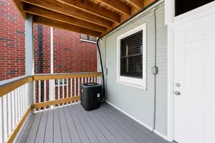 3245 N Lakewood Ave, Chicago, IL 60657 - Photo 17