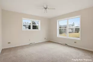 4 Hialeah Ct, Grayslake, IL 60030 - Photo 7