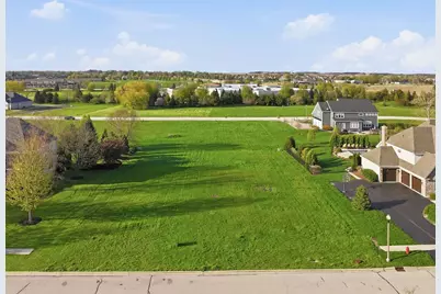 223 Merry Oaks Drive, Sycamore, IL 60178 - Photo 1