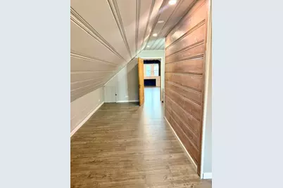 5230 N Liano Avenue, Chicago, IL 60630 - Photo 15