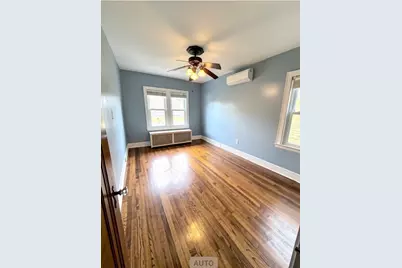 5230 N Liano Avenue, Chicago, IL 60630 - Photo 9