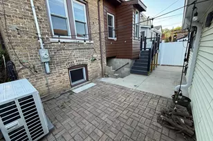 5230 N Liano Ave, Chicago, IL 60630 - Photo 23