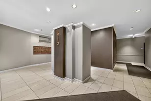910 W Madison St, Chicago, IL 60607 - Photo 17