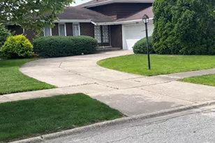514 Willow Ln, Beecher, IL 60401 - Photo 1