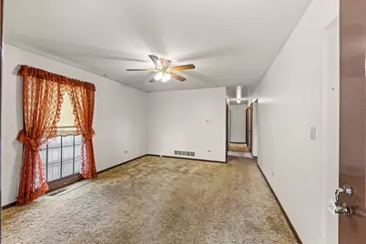 1406 Kaskaskia Avenue, Elgin, IL 60123 - Photo 5