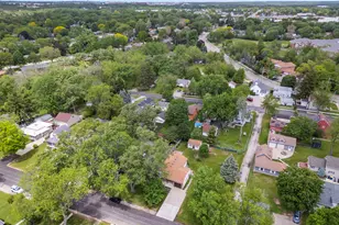 1406 Kaskaskia Ave, Elgin, IL 60123 - Photo 33