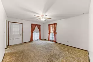1406 Kaskaskia Ave, Elgin, IL 60123 - Photo 7