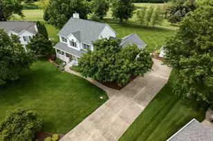 1816 Cardinal Ct, Pontiac, IL 61764 - Photo 3