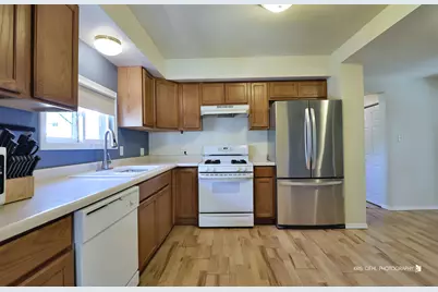 3233 Elisha Avenue, Zion, IL 60099 - Photo 7