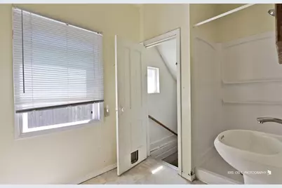 3233 Elisha Avenue, Zion, IL 60099 - Photo 11