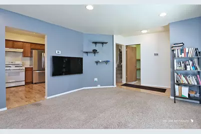 3233 Elisha Avenue, Zion, IL 60099 - Photo 5
