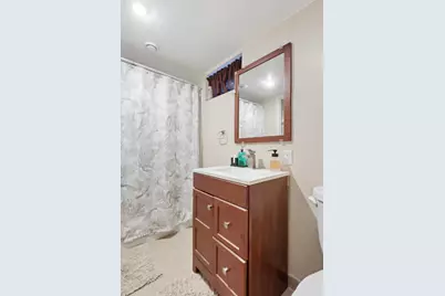 1920 E 31st Street, Davenport, IA 52807 - Photo 17
