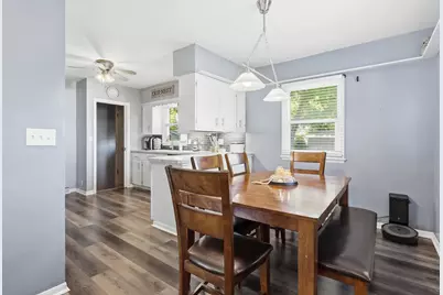 1920 E 31st Street, Davenport, IA 52807 - Photo 7
