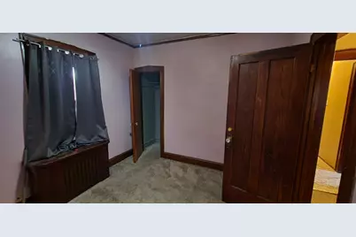8443 S Manistee Avenue, Chicago, IL 60617 - Photo 7