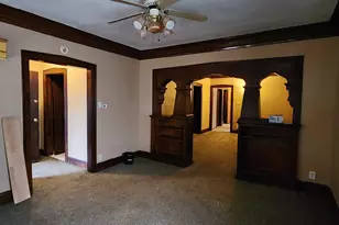 8443 S Manistee Ave, Chicago, IL 60617 - Photo 5